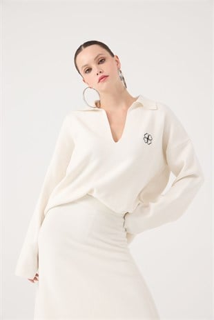 Oversize Kesim Polo Yaka Zoi Triko Kazak Beyaz