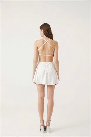 Sırt Dekolteli Saten Mini Sheri Elbise Beyaz
