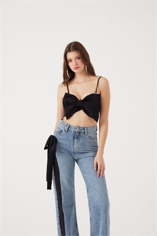 Kurdele Görünümlü Crop Jazmin Bluz Siyah