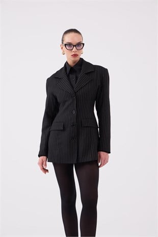 Belden Oturmalı Çizgili Fit Kesim Karen Blazer Ceket Siyah