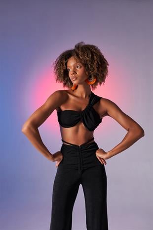 Omuz Detaylı Beatrice Crop Siyah