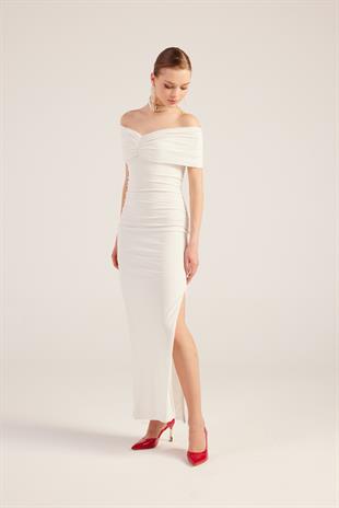 Madonna Yaka Yırtmaçlı Uzun Leila Elbise Beyaz