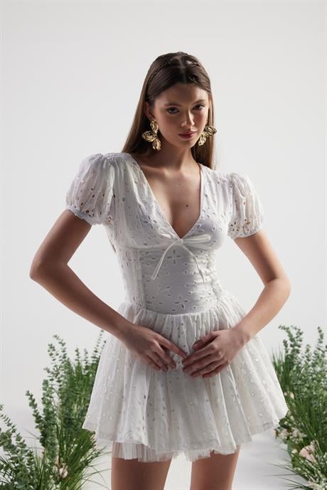 Tina Elbise Beyaz