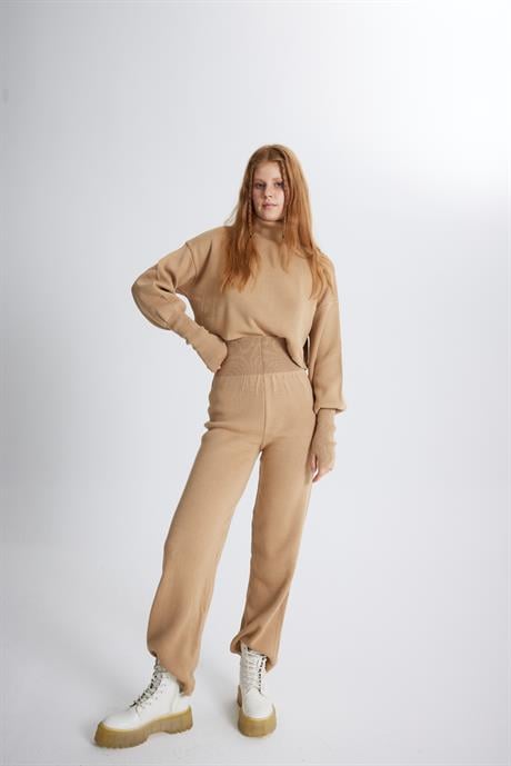 Thinky Takım Camel
