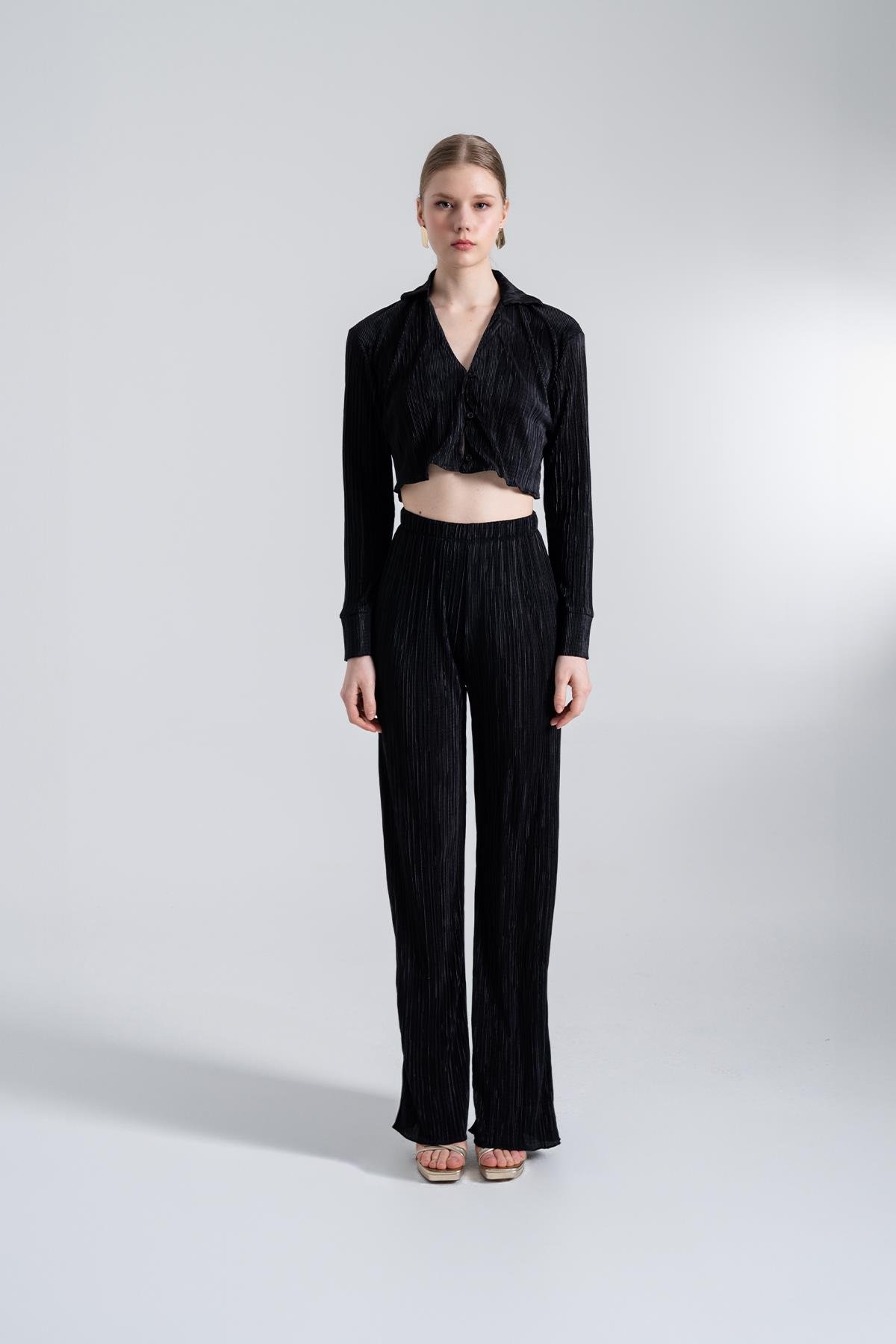 Crop Model Düğme Kapamalı Comfy Crop Gömlek Siyah