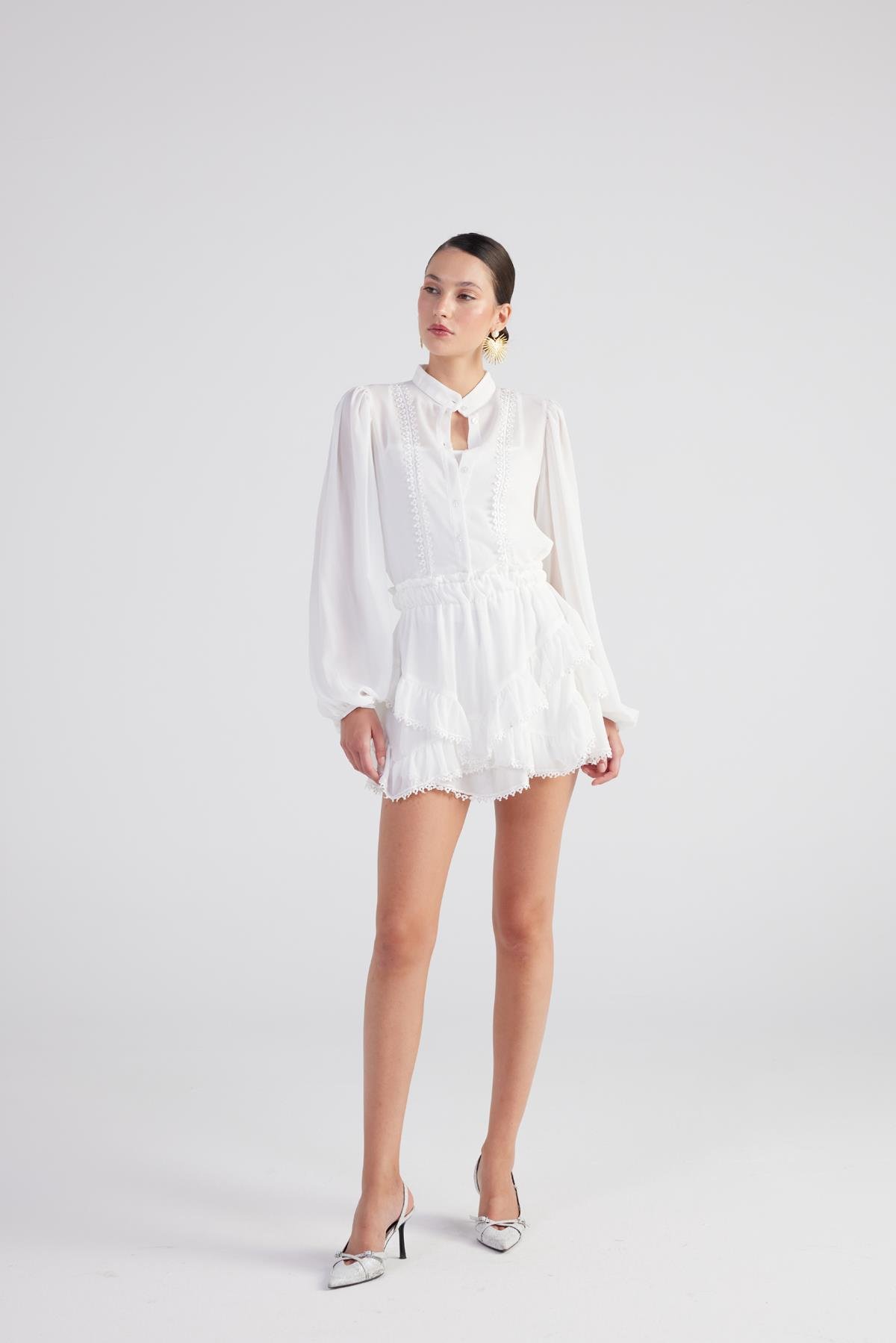 Brode Detaylı Asimetrik Kesim Astarlı Mini Pixie Etek Beyaz