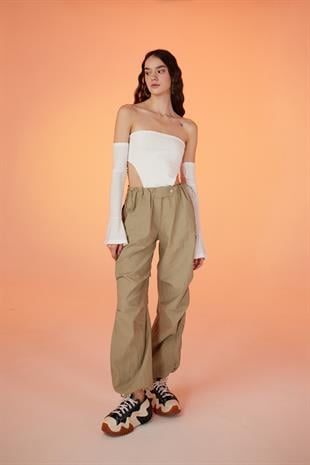 Parachute Pants Beige