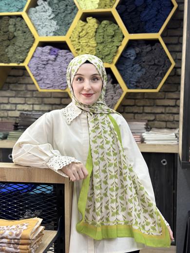 Desenli Şal Fıstık Yeşilli