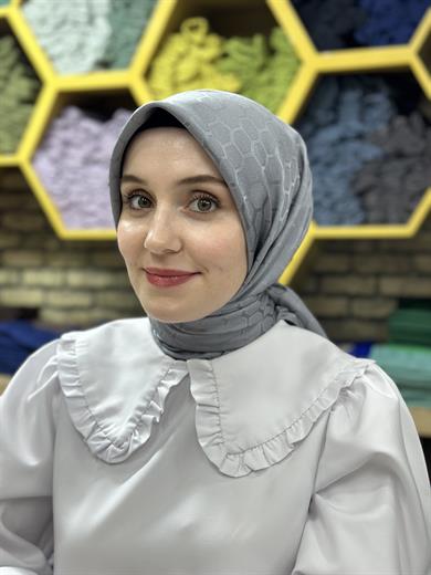 Petek Desen İpekli Jakar YENİ Eşarp Gri