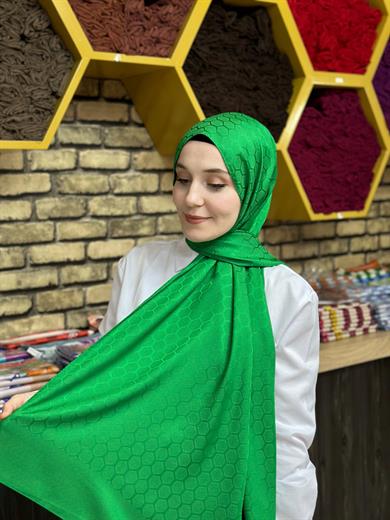 Petek Desen İpekli Jakar Şal Benetton