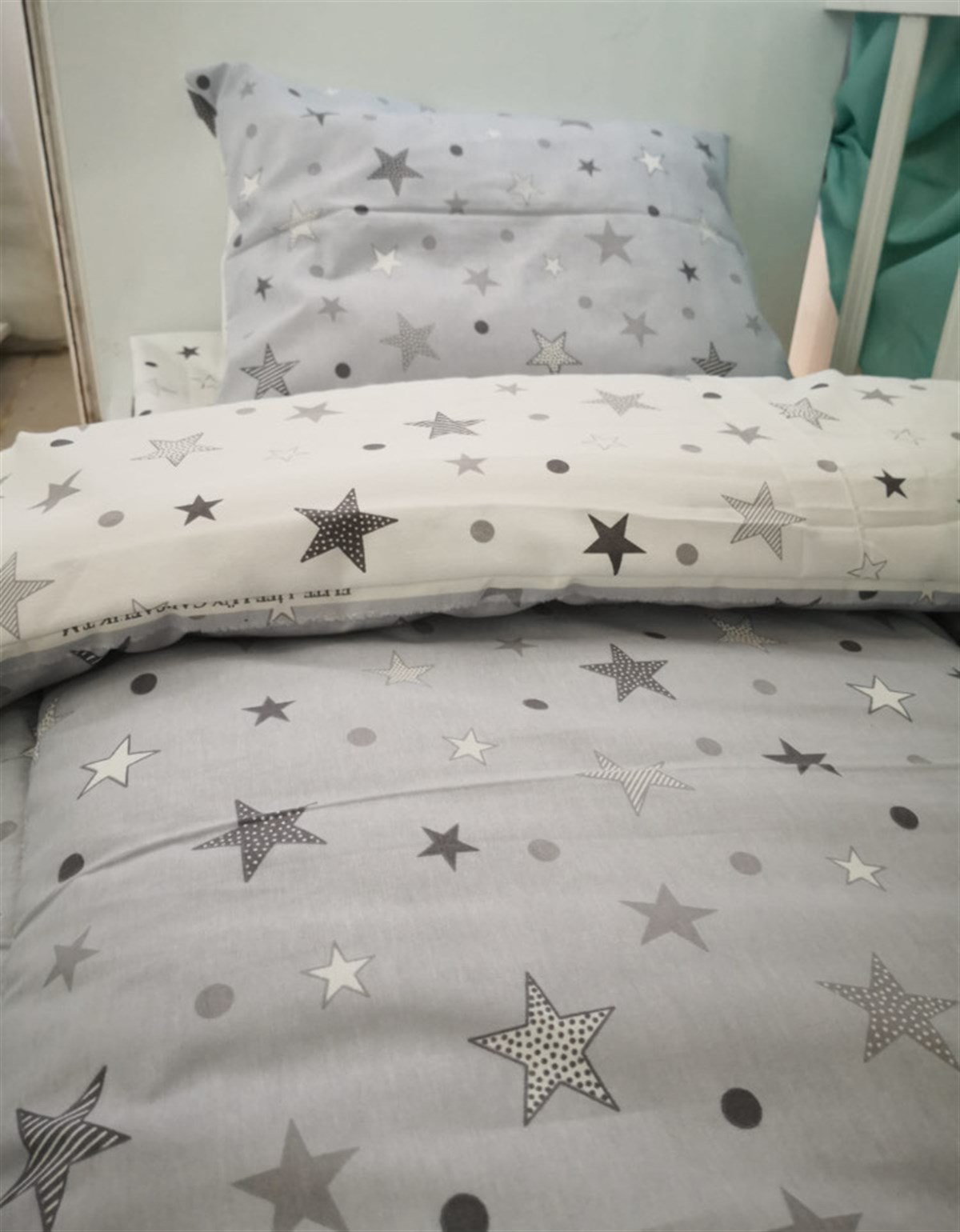 Bebek Özel Pamuklu Bebek/Çocuk Yastık Çarşaf Yorgan Seti Yeni Gri Beyaz Yıldızlı