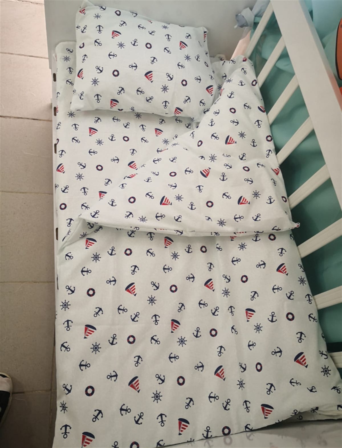 Bebek Özel Pamuklu Bebek/Çocuk Yastık Çarşaf Yorgan Seti Çipalı Denizci Desenli 