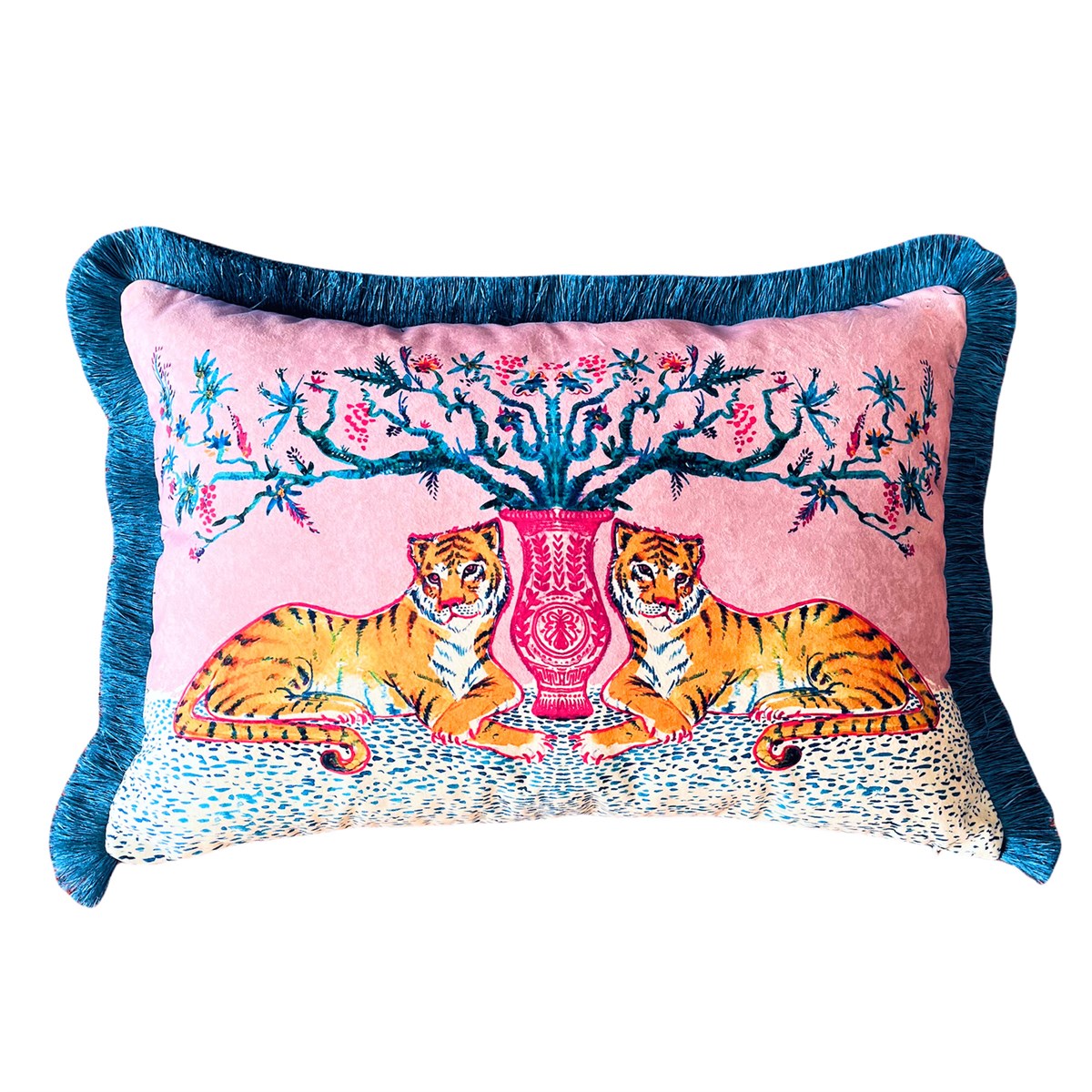 Dekoratif Kaplan Desenli Pembe Kadife Kırlent Kılıfı ( 40 x 60 cm )