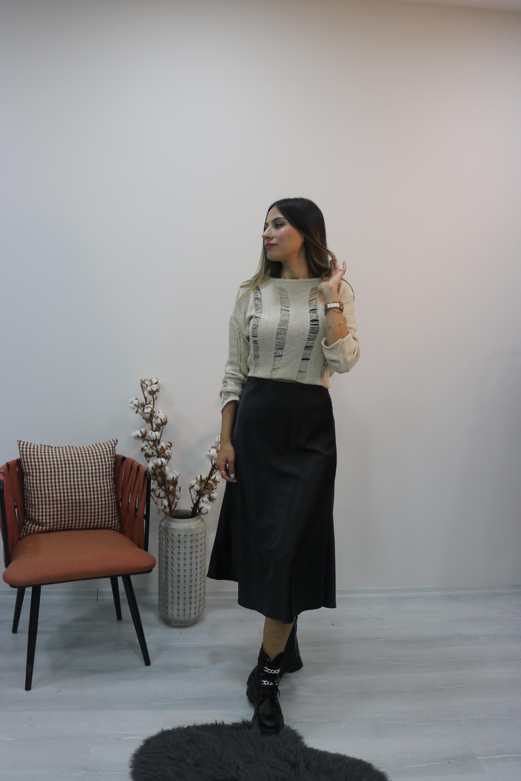 BySoloCollection Siyah beli lastikli saten etek