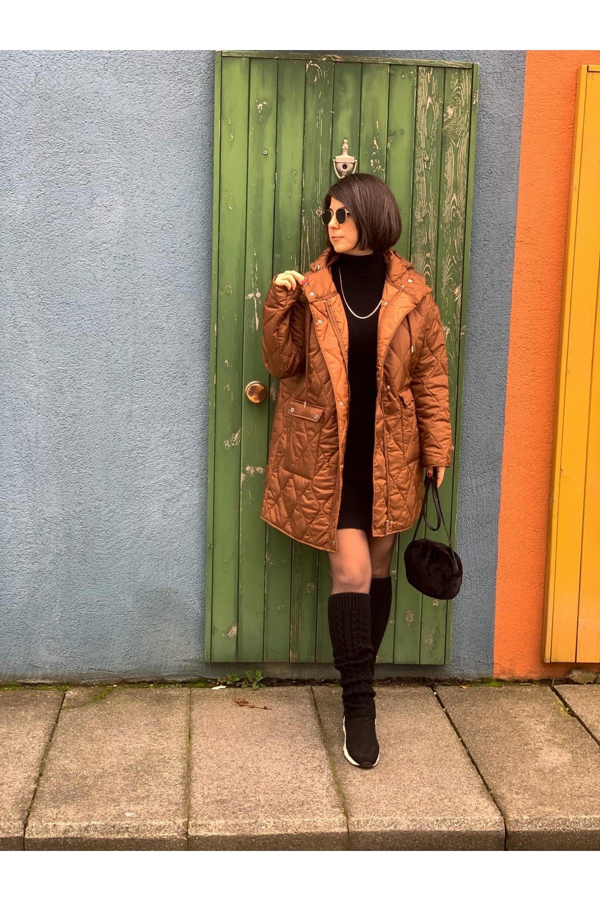 Camel kapşonlu cepli mont