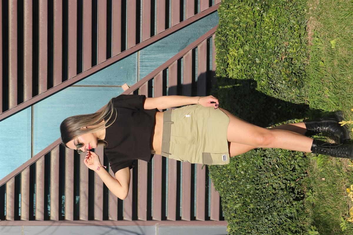 Siyah basic crop tişört