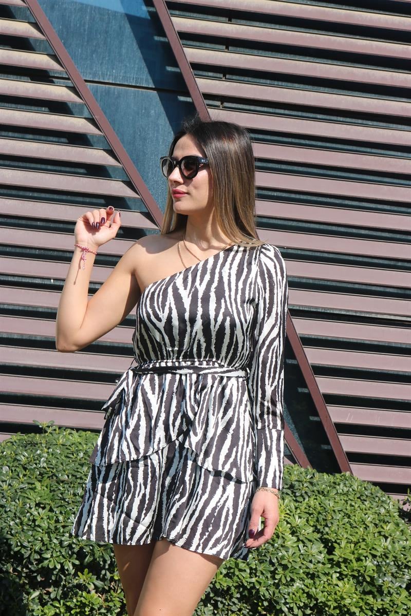 Zebra desenli tek omuzlu elbise