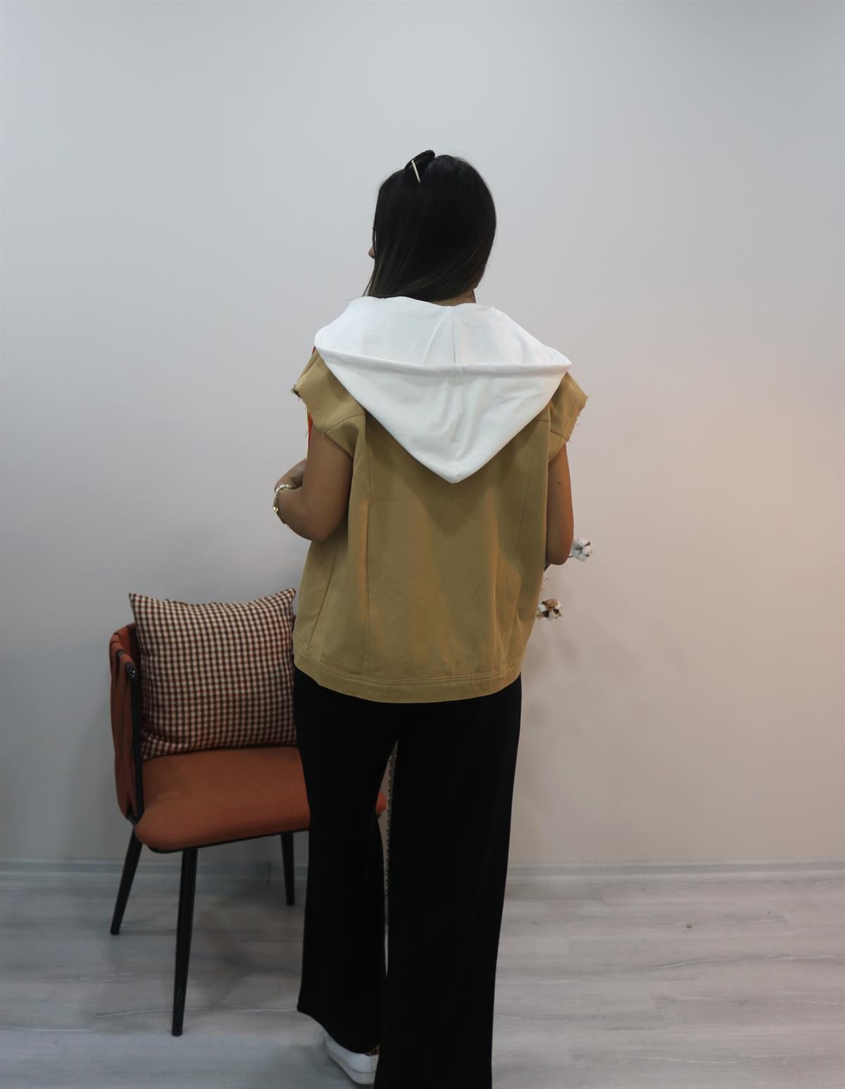 Bysolocollection Orjinal Model, Renkli İpli Ekru Tasarım Yelek