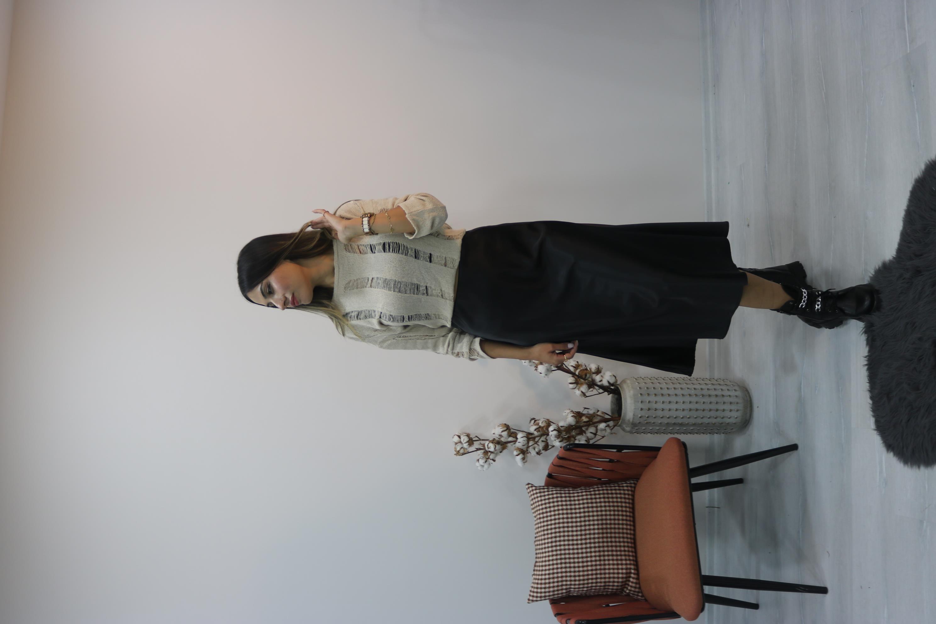 BySoloCollection Siyah beli lastikli saten etek