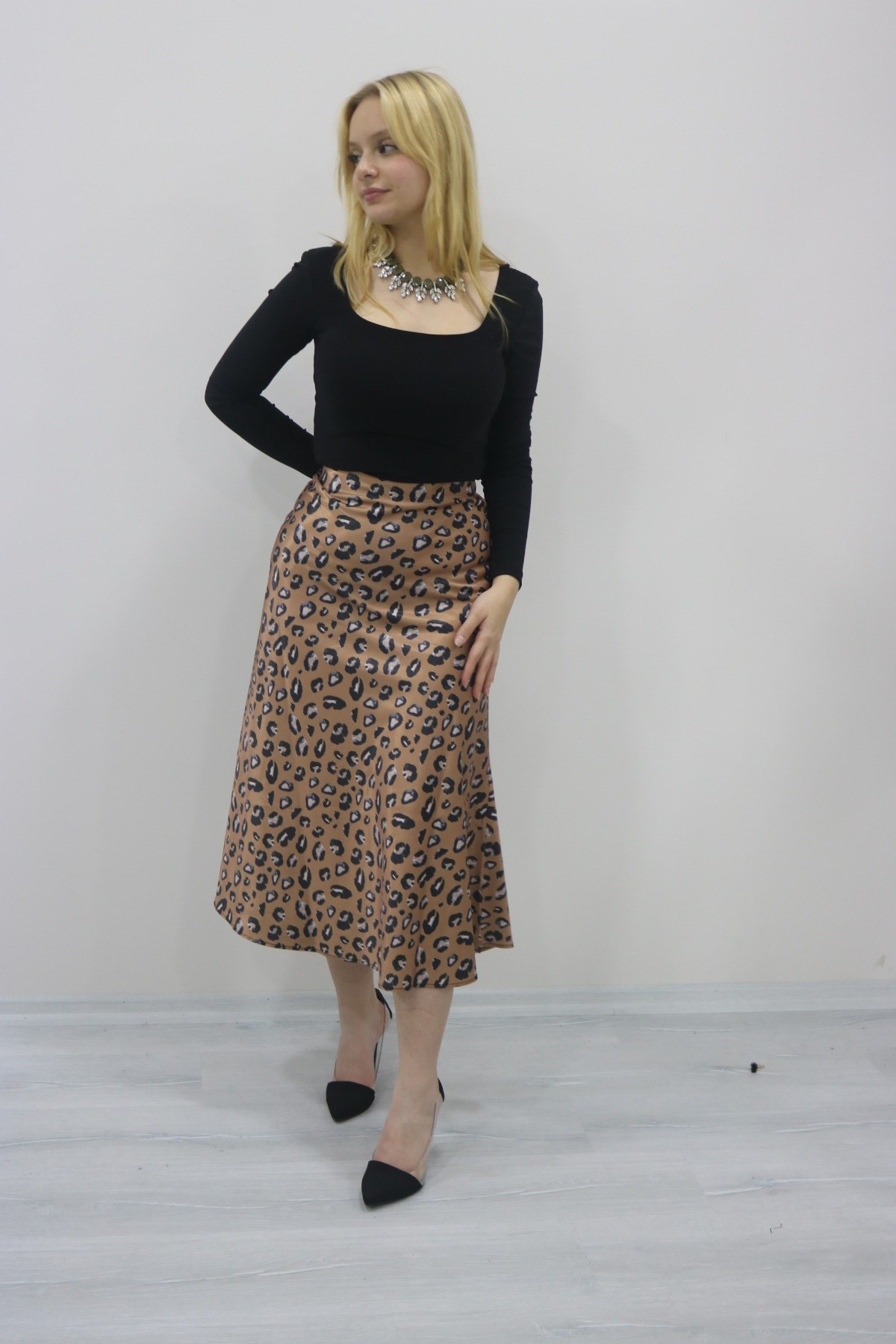 Leopar beli lastikli saten etek