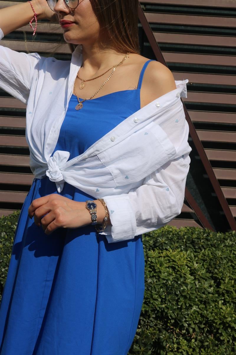 Mavi askılı elbise