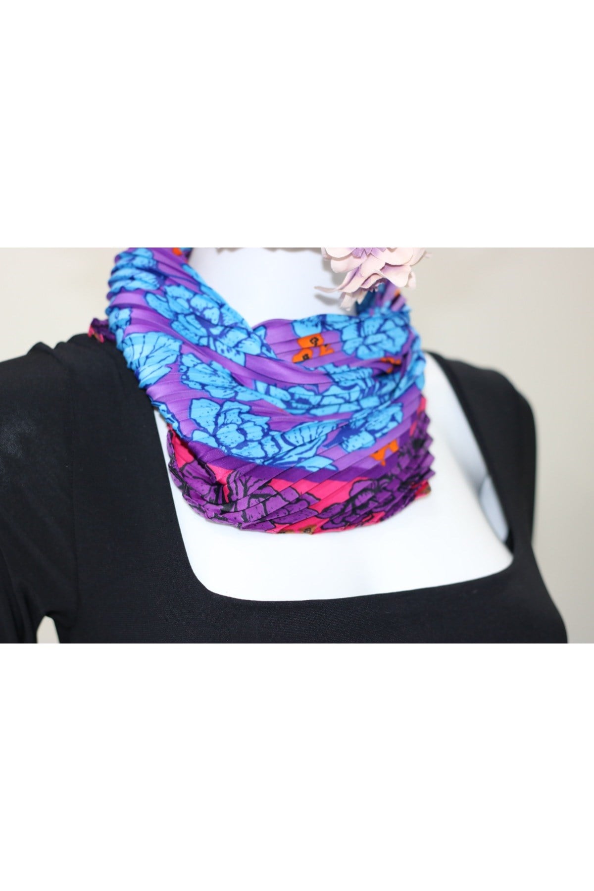 Orjinal marka pileli mor çiçekli fular