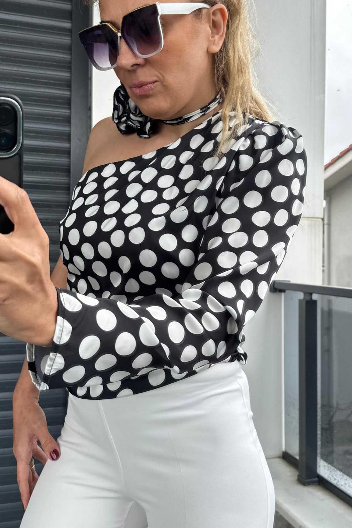 Black Puantiye Tek Omuz Bluz