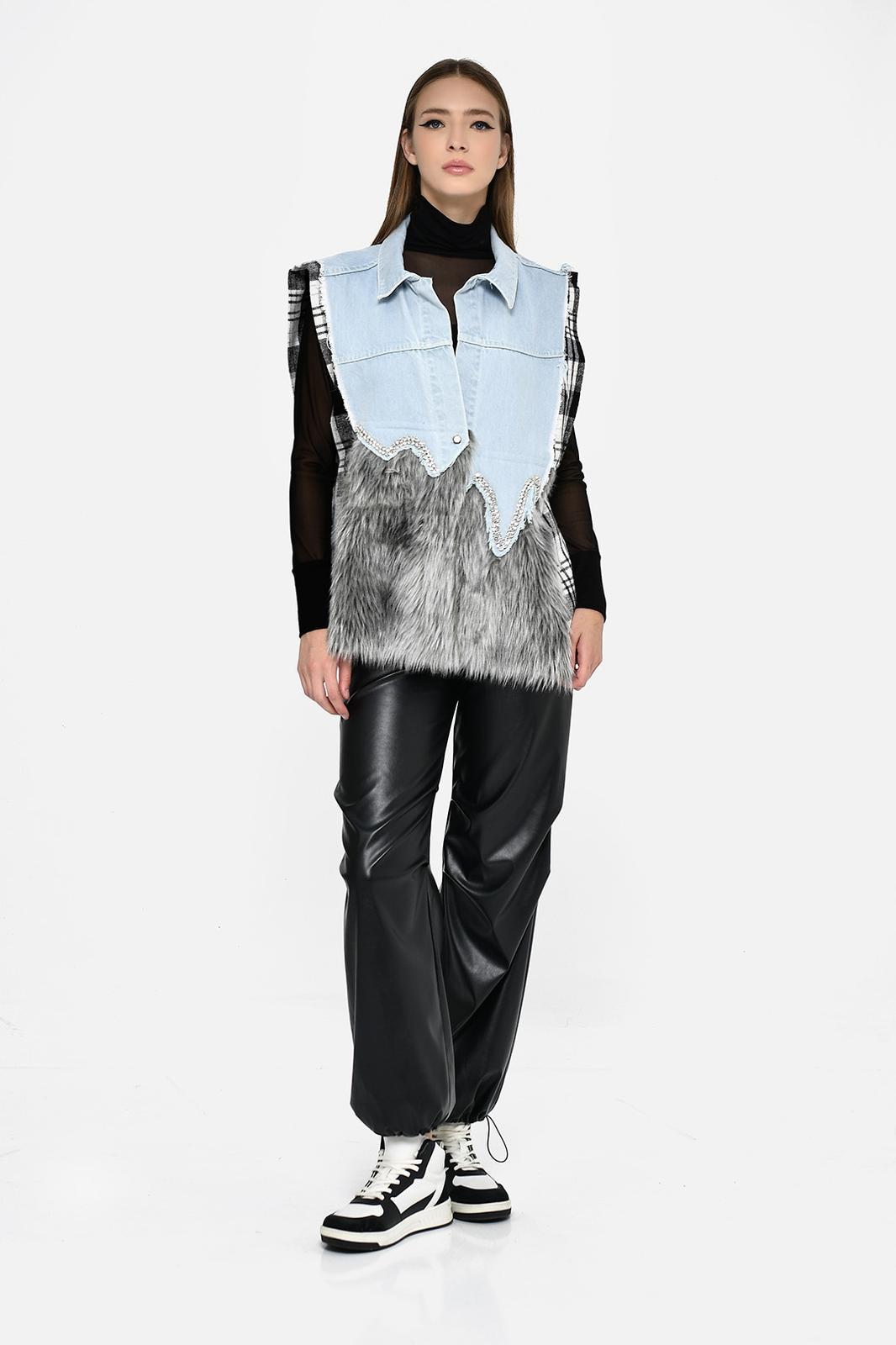DQ282447 Vest/Yelek