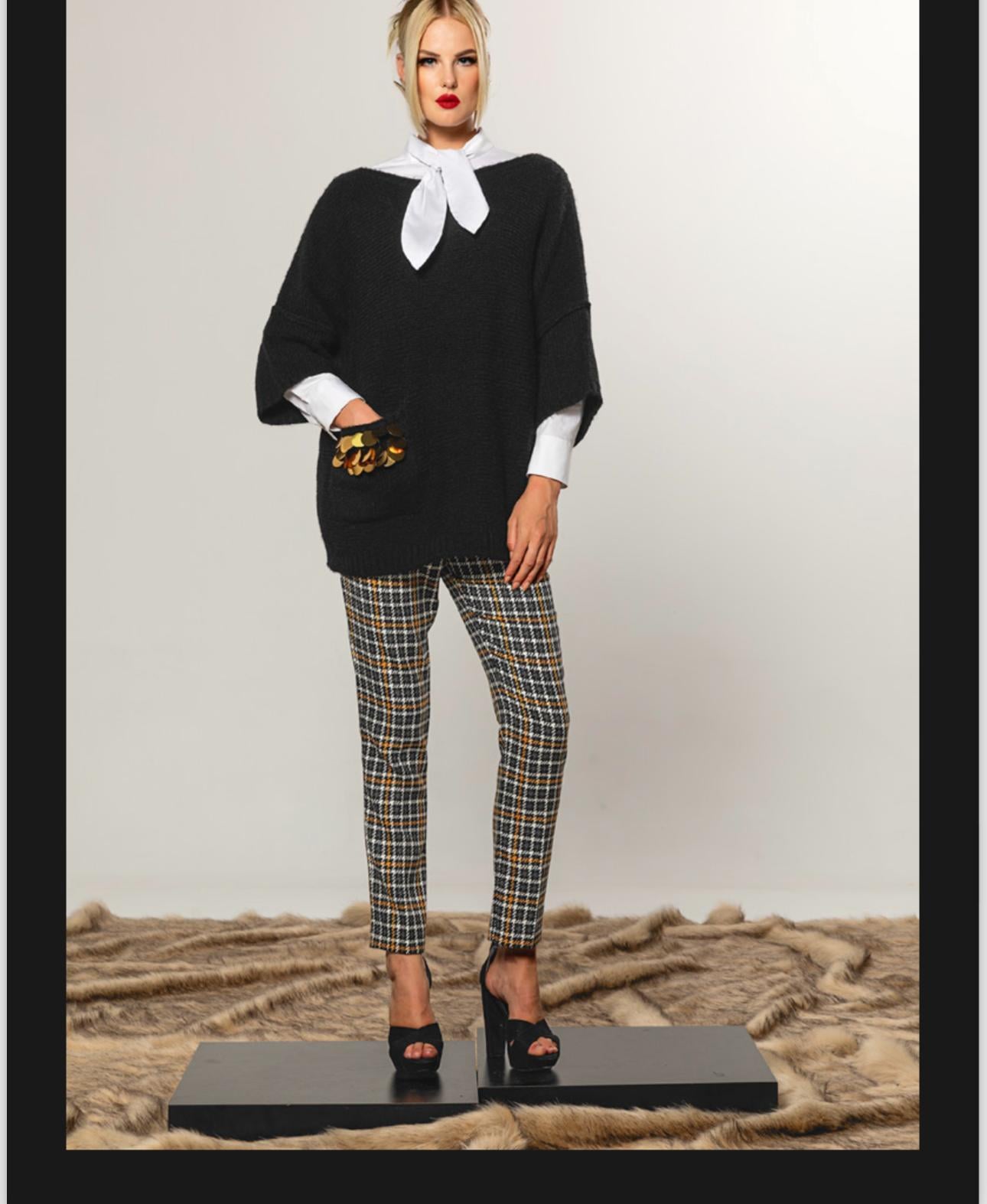 İS24K11018 Cepli Triko Kazak