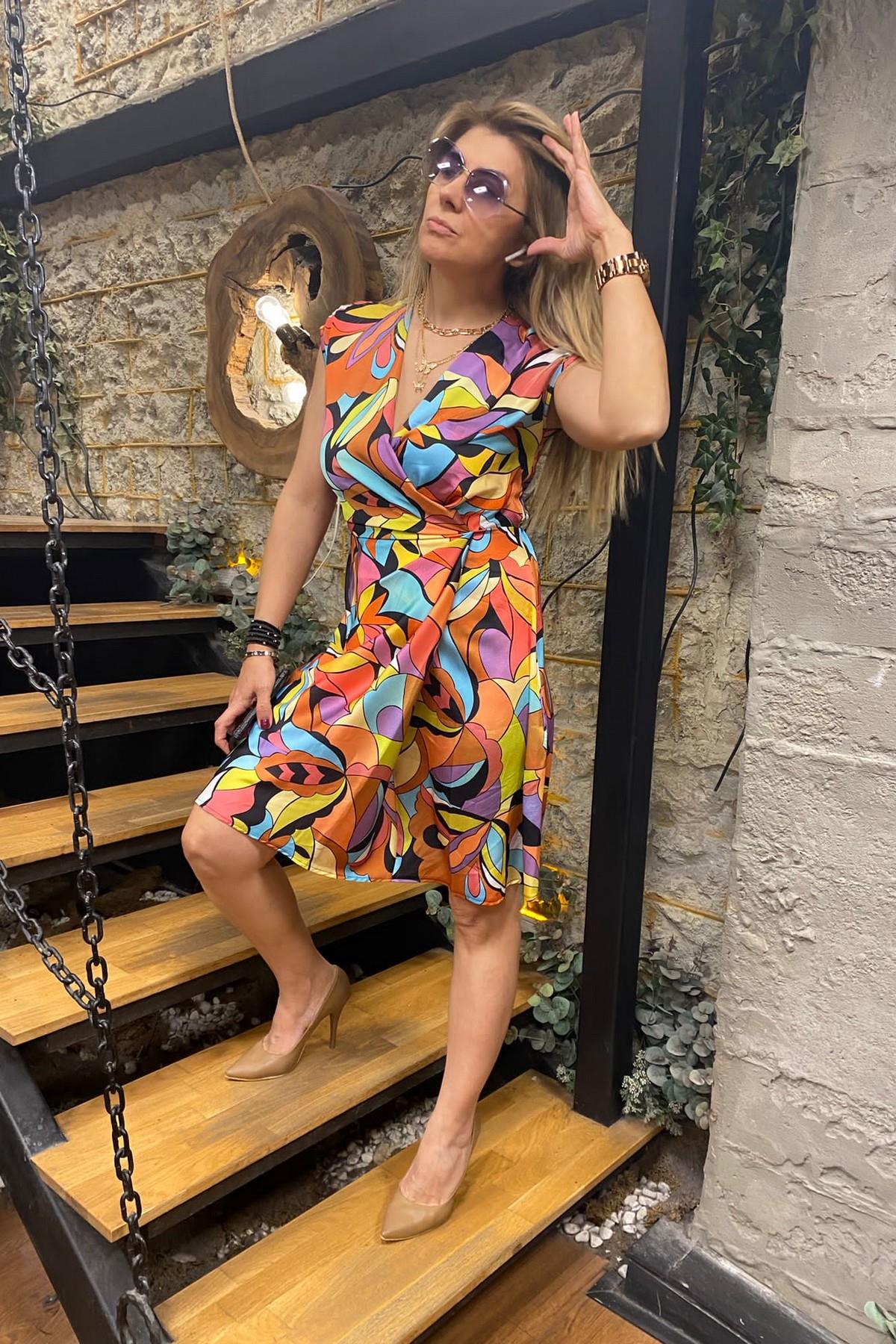 Saten Kumaş Ön Kruvaze Colourfull Yaz Elbisesi