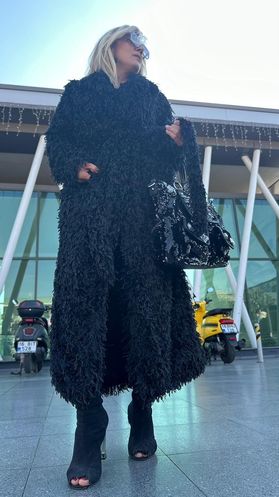 BBA Collection Siyah İç Astarlı Palto