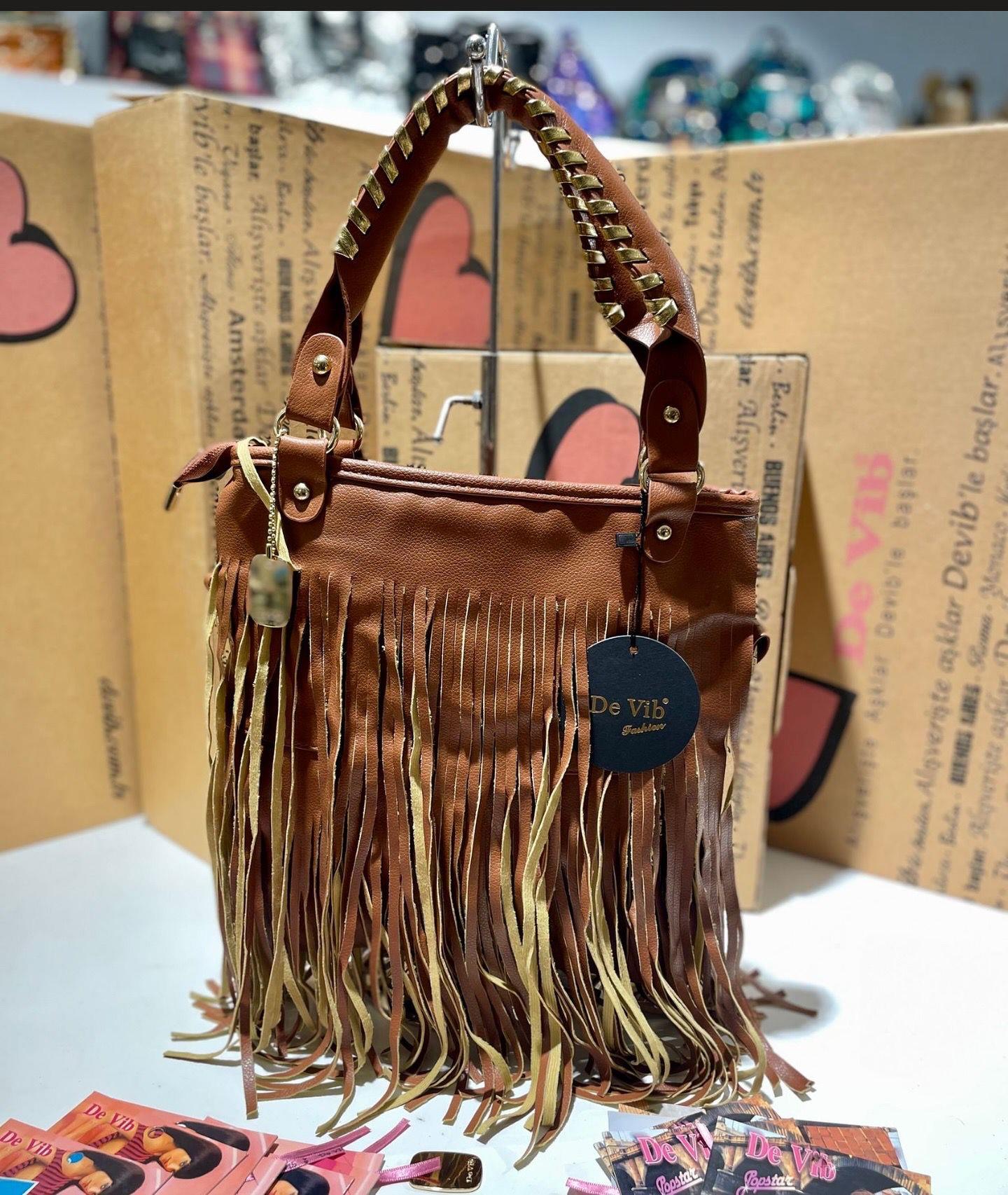 Devib Deri Çanta Püskül Tasarım