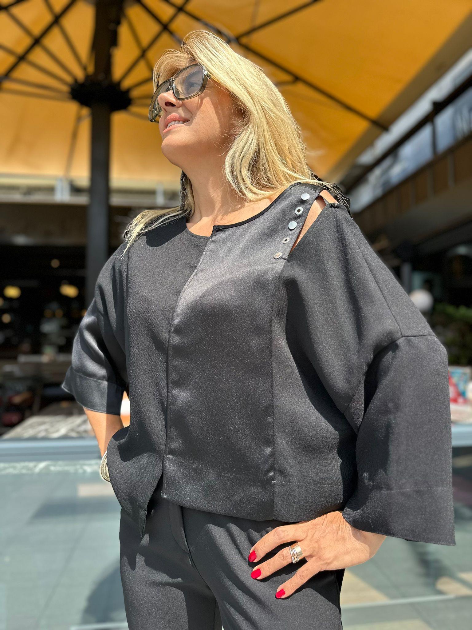 Exp24 Omuz Detay Bluz