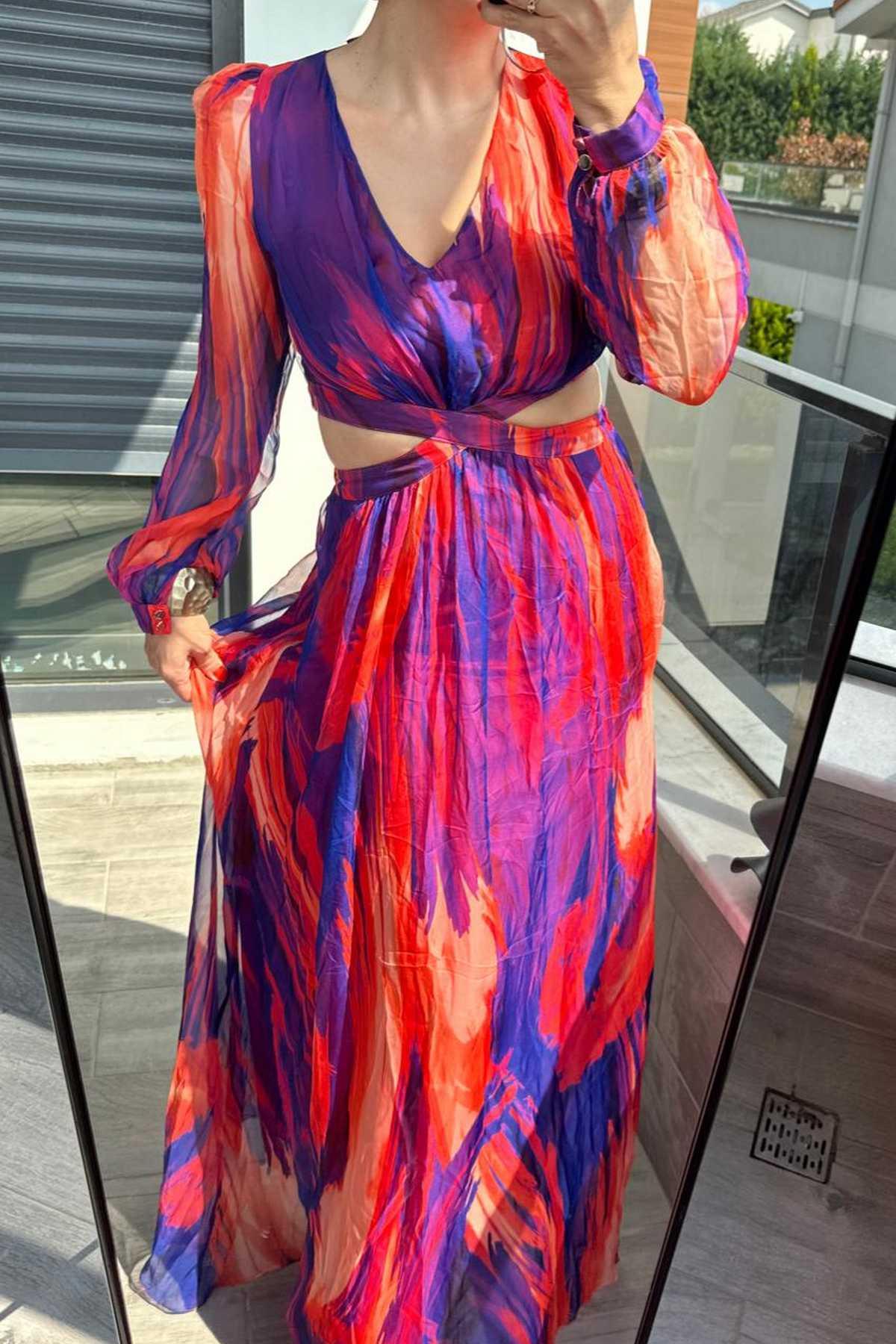 Şifon Pencerli Elbise