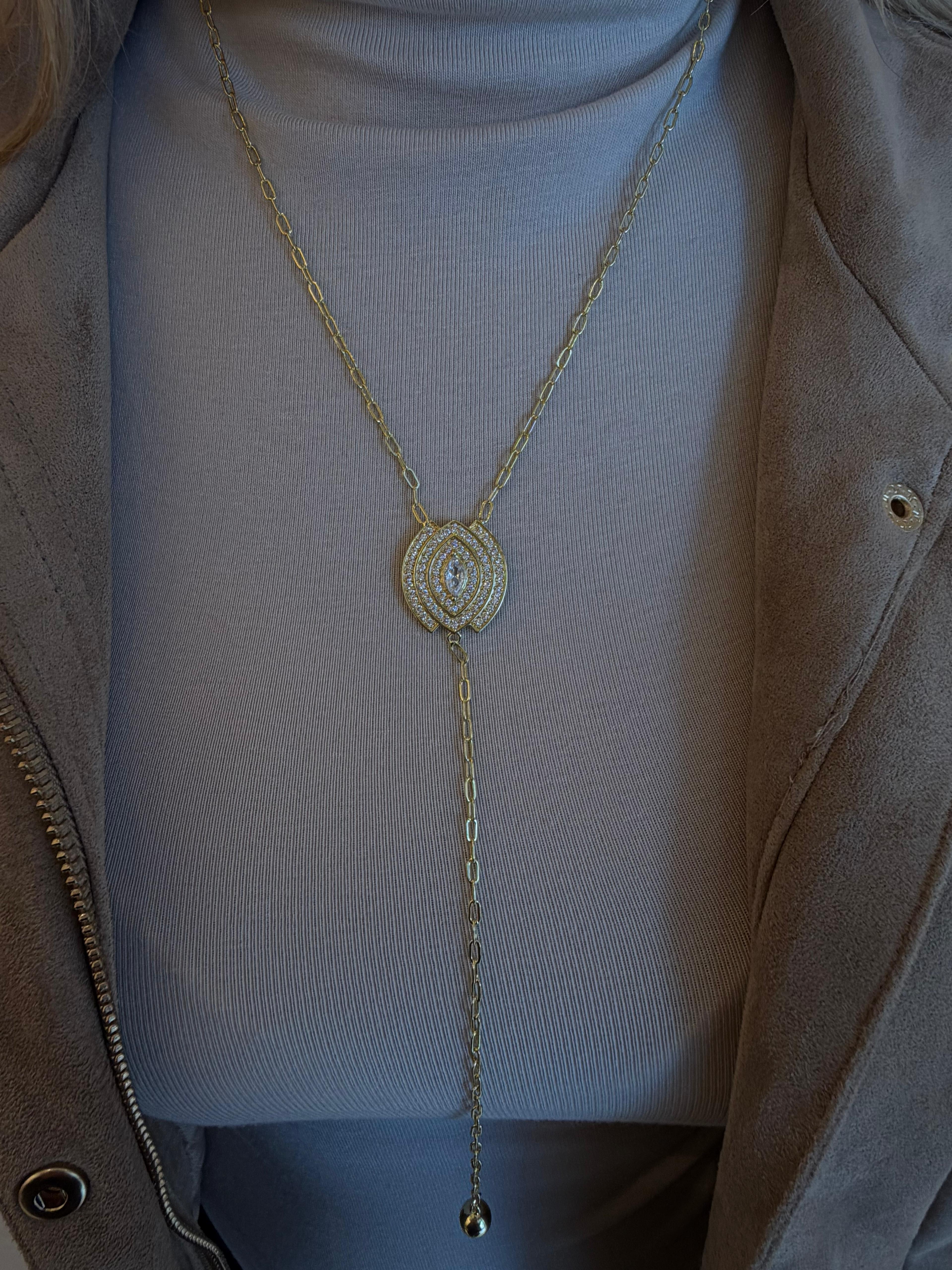 Marka Model Gold Ortası Taş Y Kolye