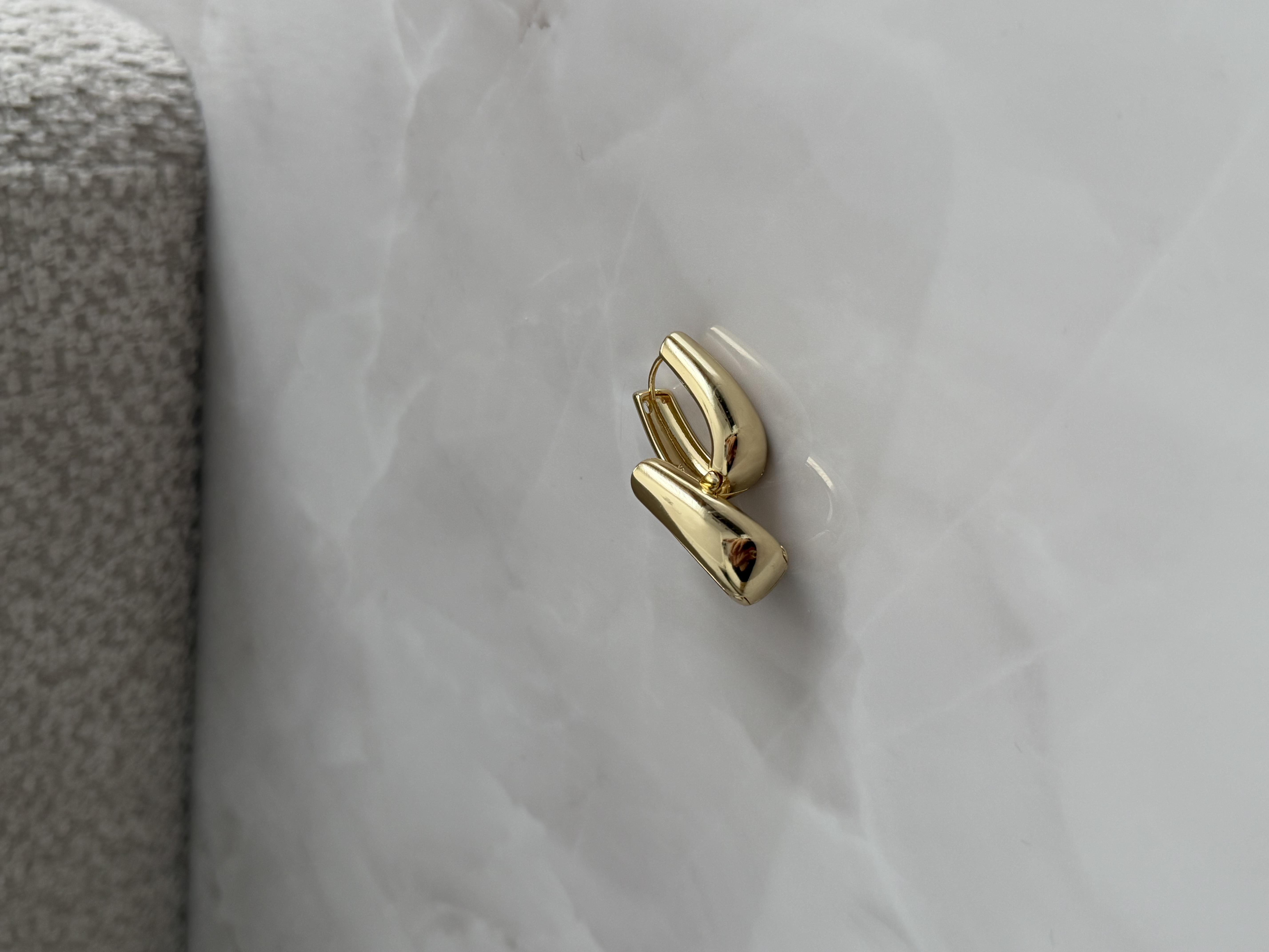 Ovale 14K Gold Oval Küpe