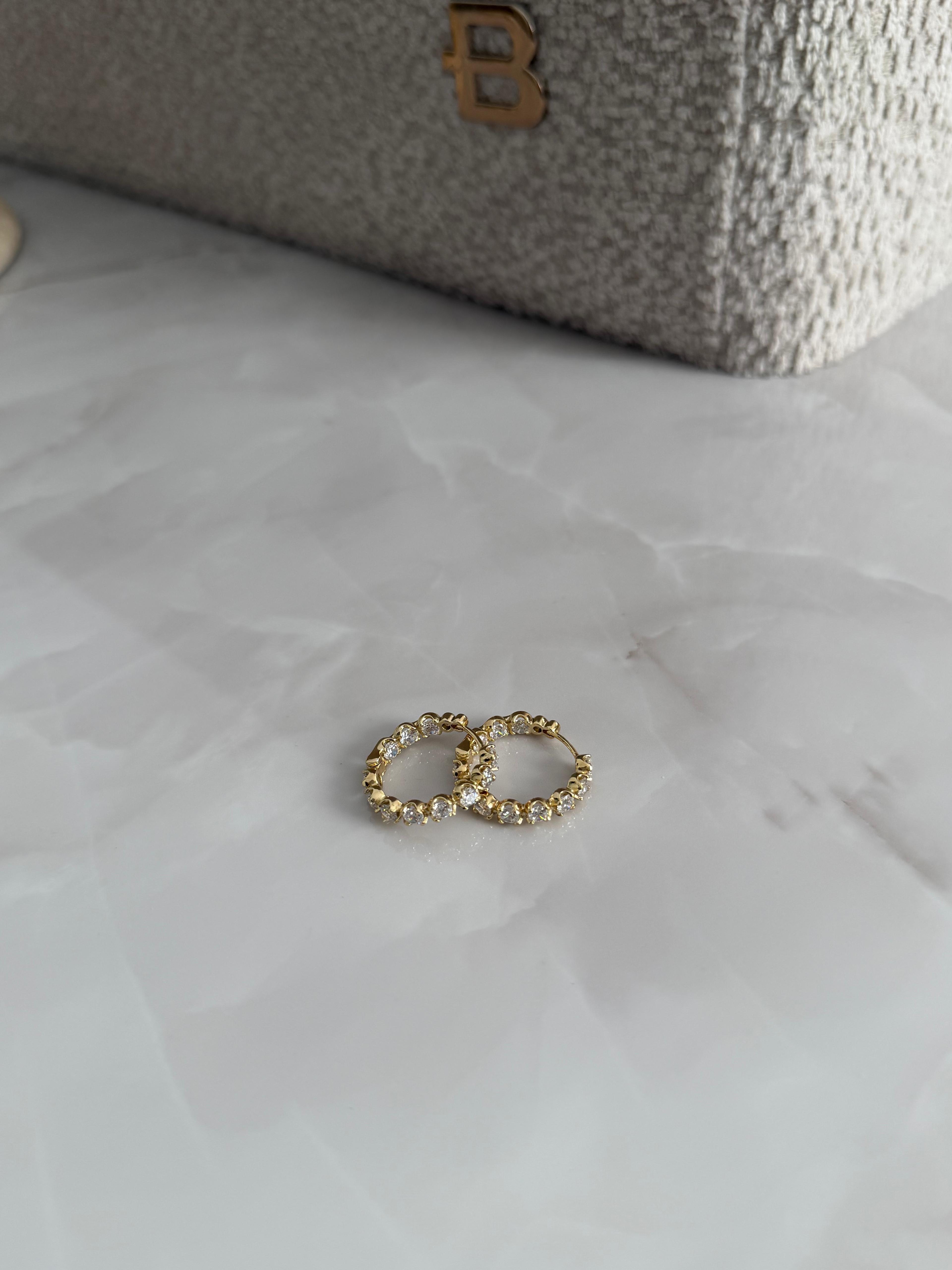 Linea Cerchio 14 Ayar Gold Sıra Taşlı Küpe