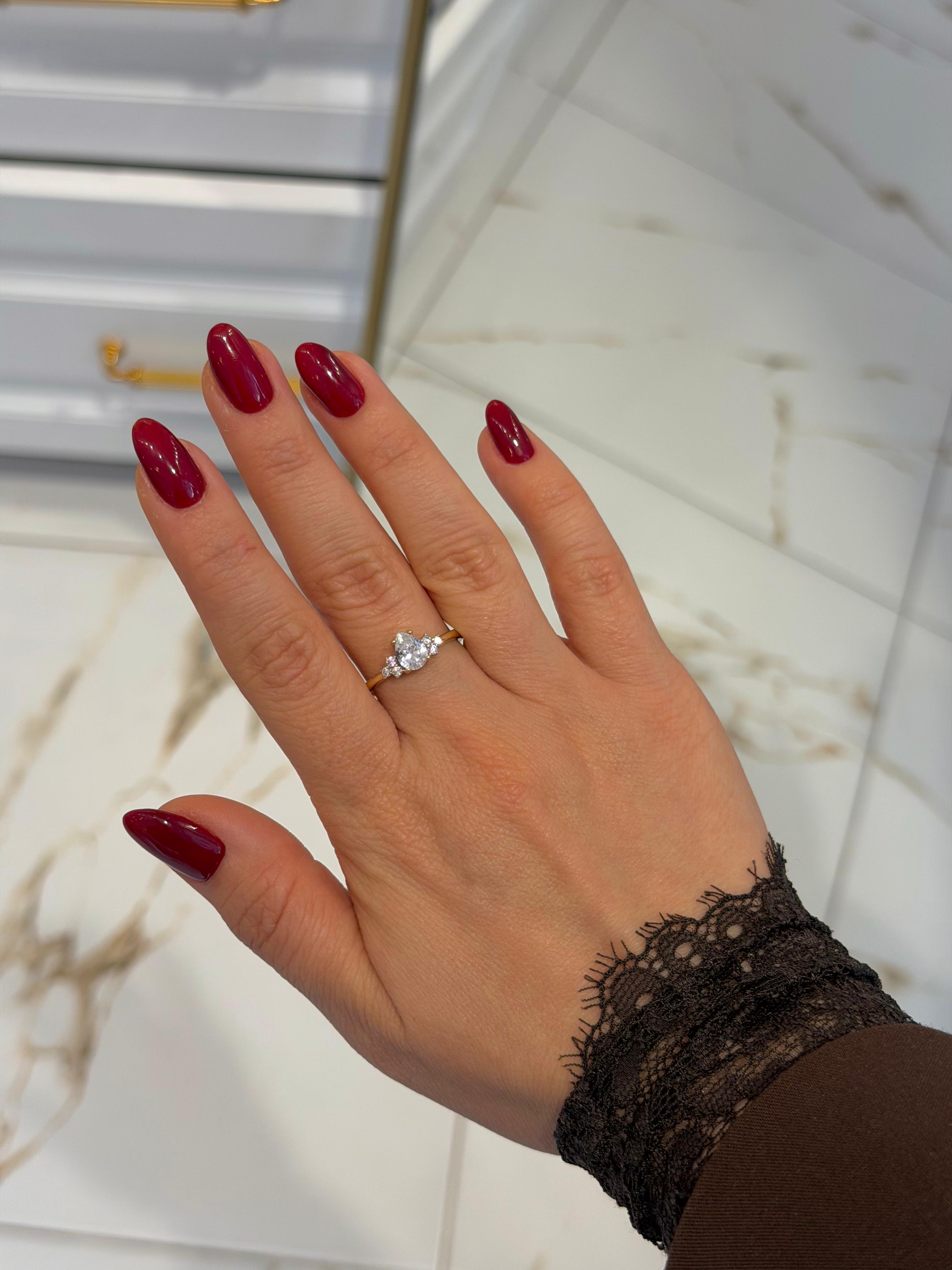 Özel Seri Yüzük 61 Gold Damla Model Taş
