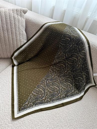 Haki Renk Çift Taraflı  Etnik Desen Fular 70x70