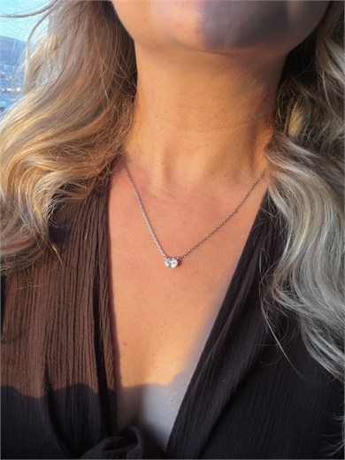 Lıcelle Oval Tek Taş Kolye Silver