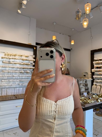 Marka Model Fiore Dorato Taşlı Çiçek Desen Küpe