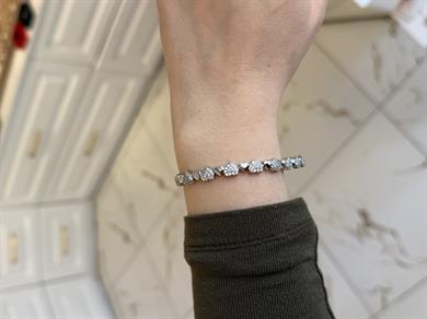 Özel Seri Sıra Kalp Silver Bileklik