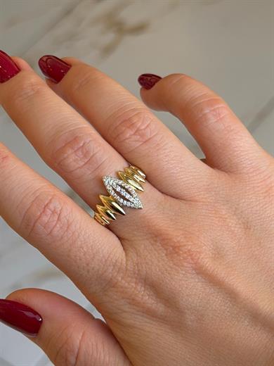 Özel Seri Yüzük 14 Gold Ritim  Eğik Desen Taşlı Model 