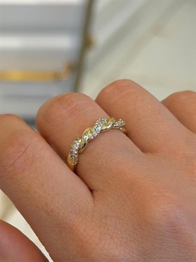 Özel Seri Yüzük 34 Sarmaşık Detay Taşlı Model