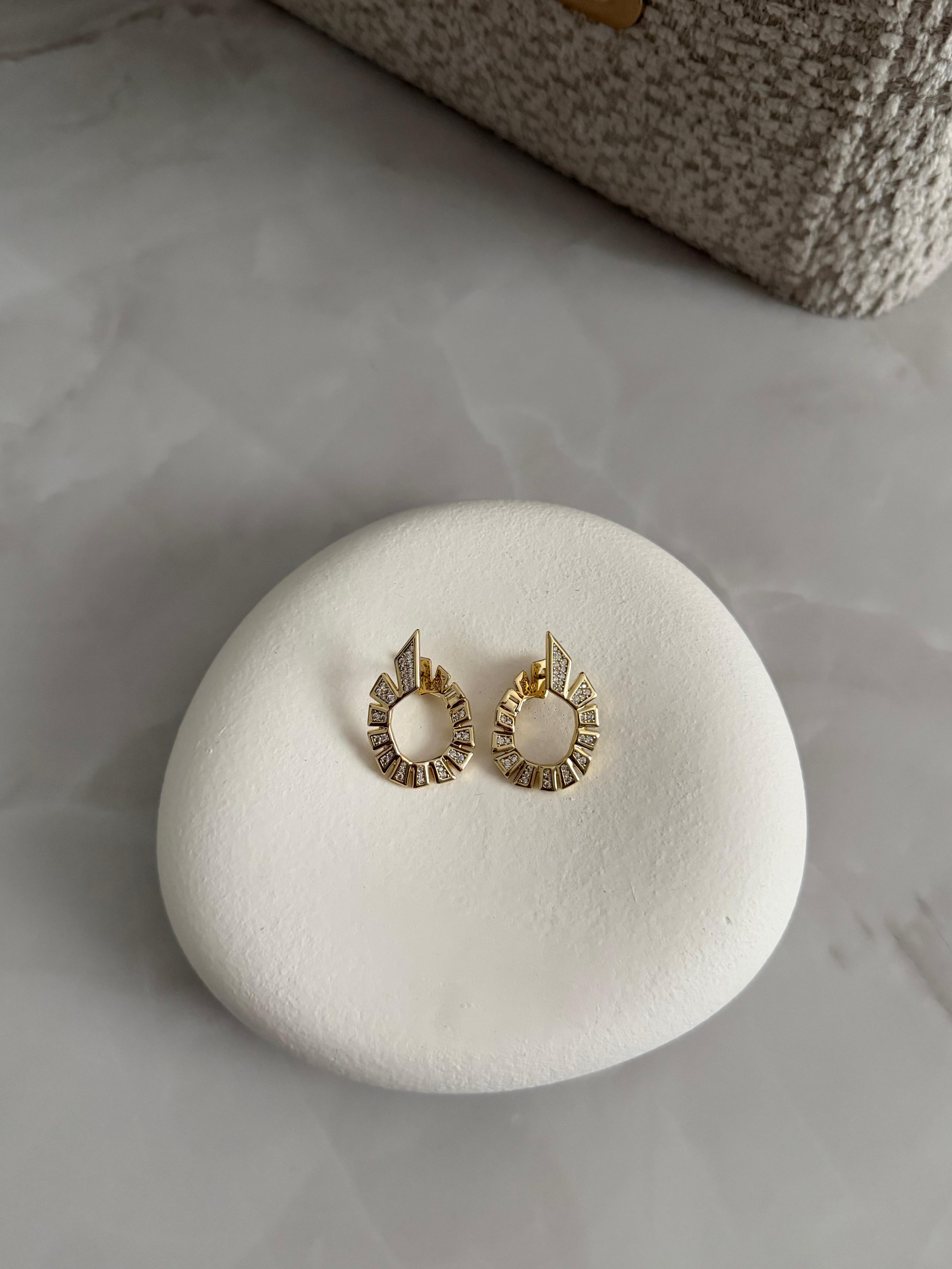 Özel Seri 14k Gold Oval Model Taşlı Küpe