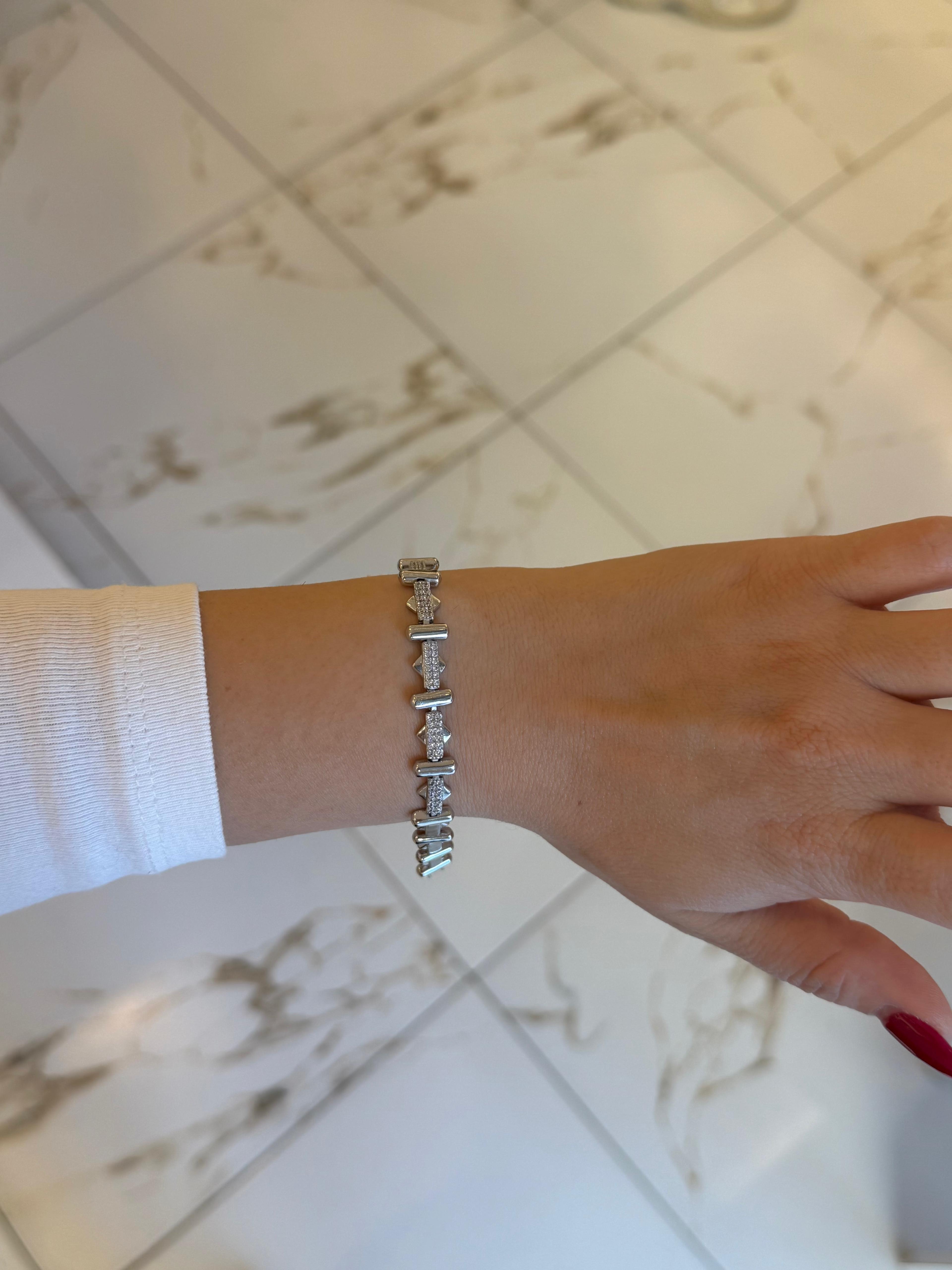 Özel Seri Silver Geometrik Desen Bileklik