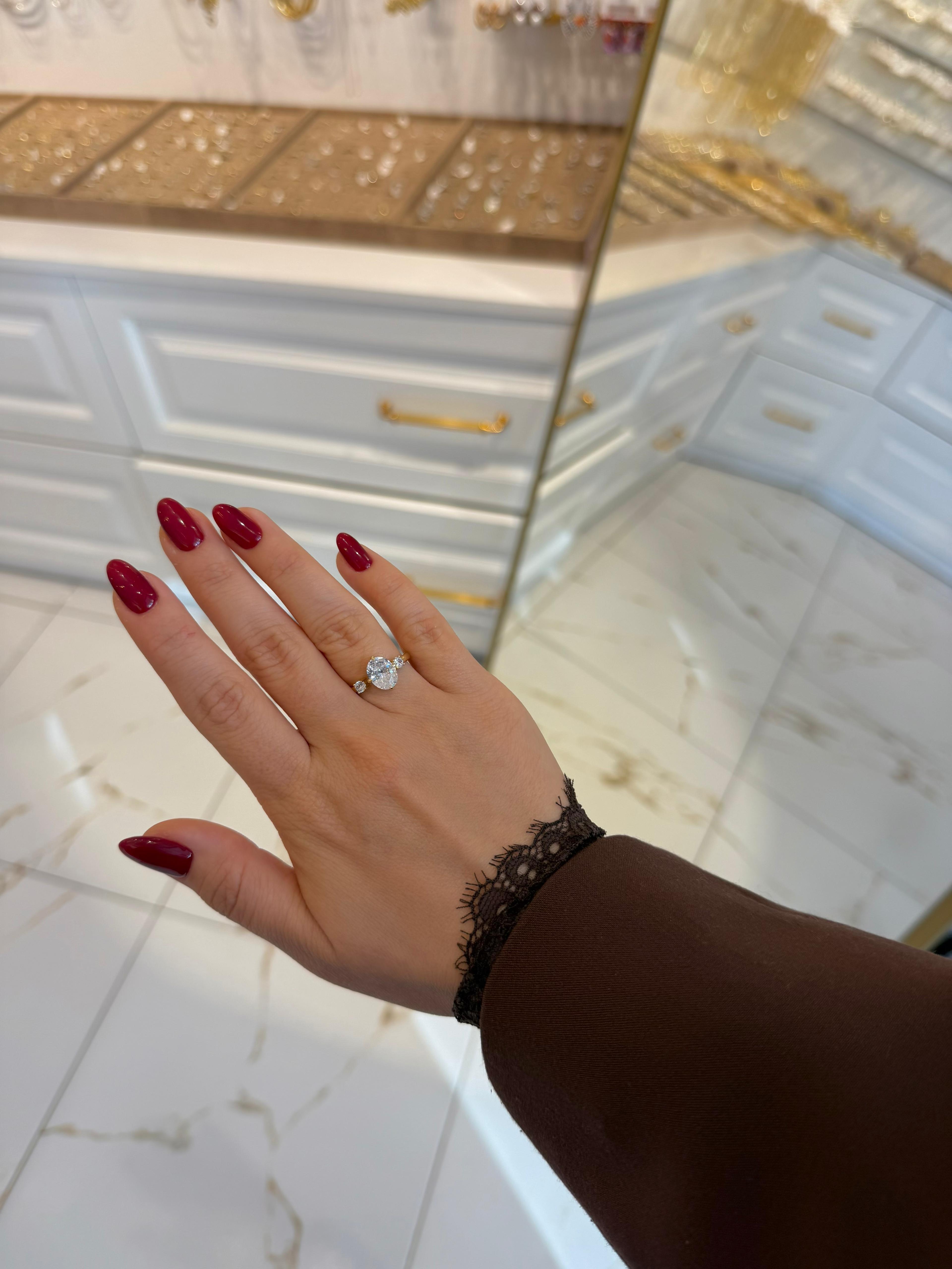 Özel Seri Yüzük 62 Gold Oval Taşlı Model