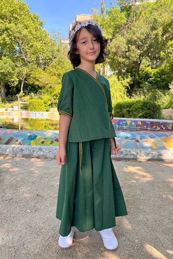 Yeşil Pamuklu Poplin Kruvaze Bluz ve Kloş Pantolon