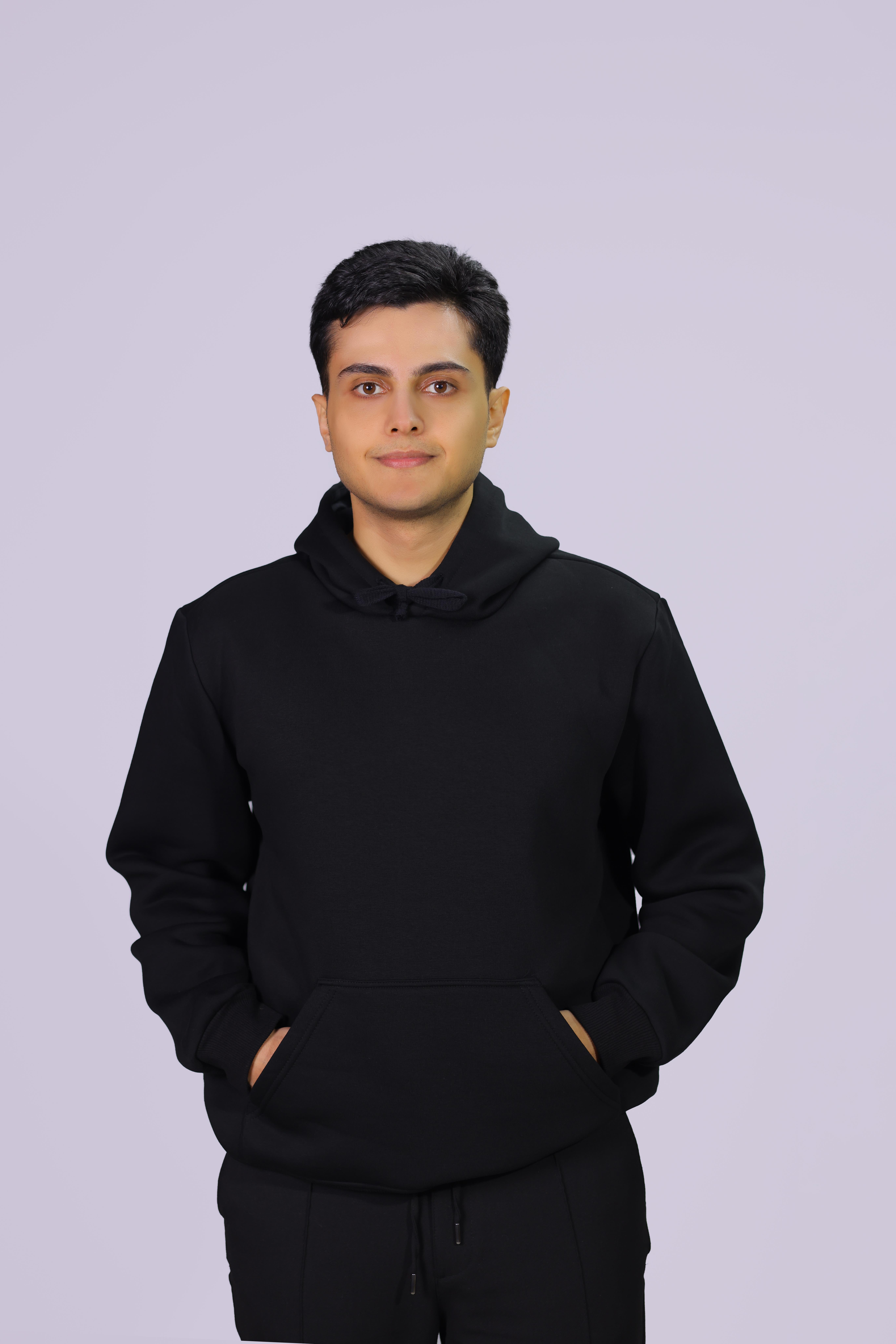  Erkek Siyah Regular Fit Pamuklu Kapüşonlu Baskılı Sweatshirt