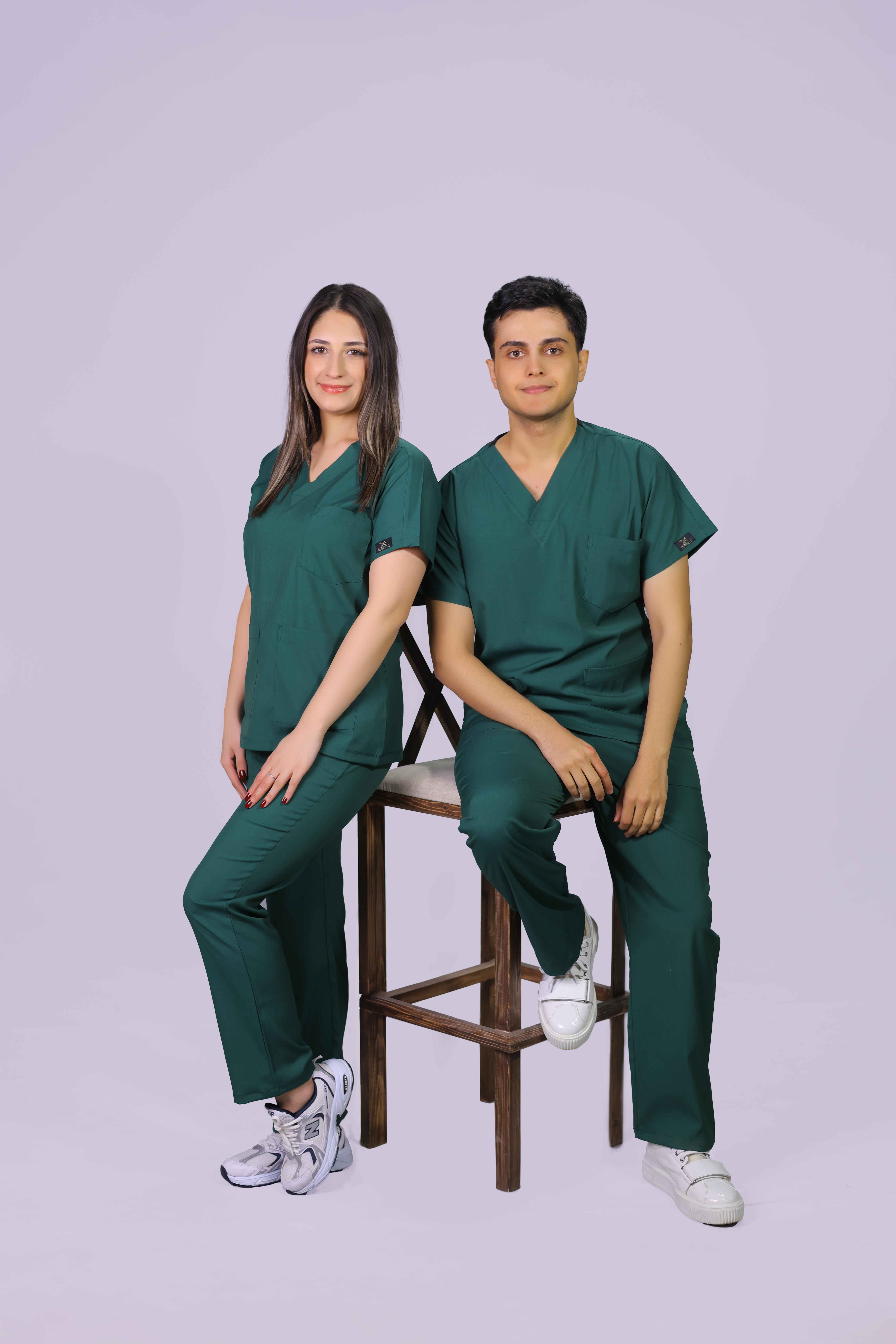 Yeşil  Dara Takım Lüks Likrali Klasik Unisex Orjinal Paça Cerrahi Üniforma Takım 